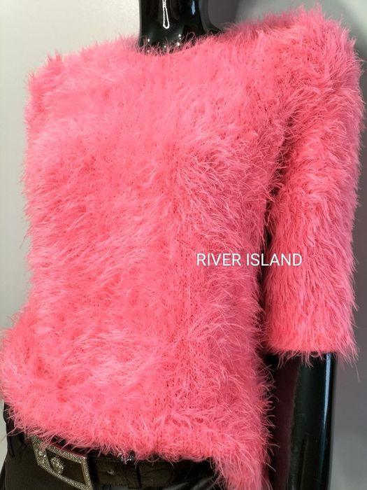 River Island neonowy, różowy, puszysty ( fluffy knit) sweterek damski