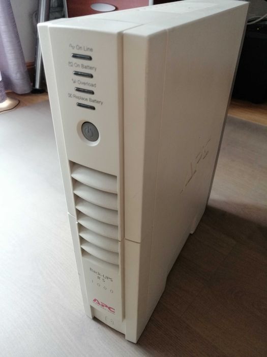 APC Back-UPS RS 1000VA, 230V