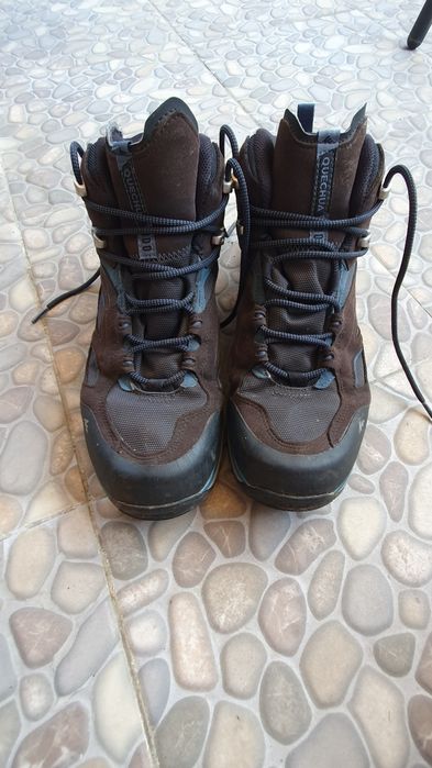 Buty  Quechua 100 -trekkingowe chłopięce wodoodporne roz. 41. Stan bdb