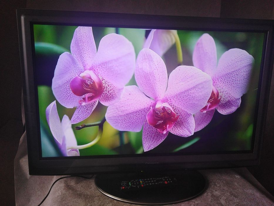 Телевизор Panasonic 37'' Смарт ТВ .