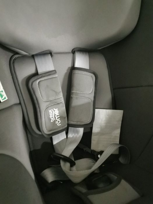 Fotelik samochodowy obrotowy britax romer dualfix M