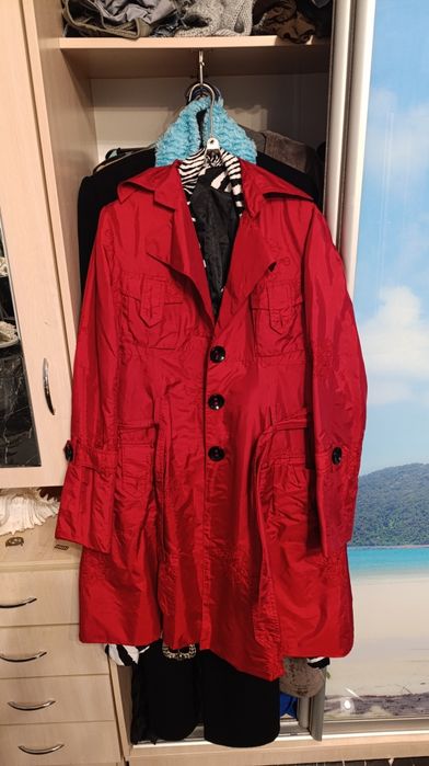 Плащ  ,куртка жіночі