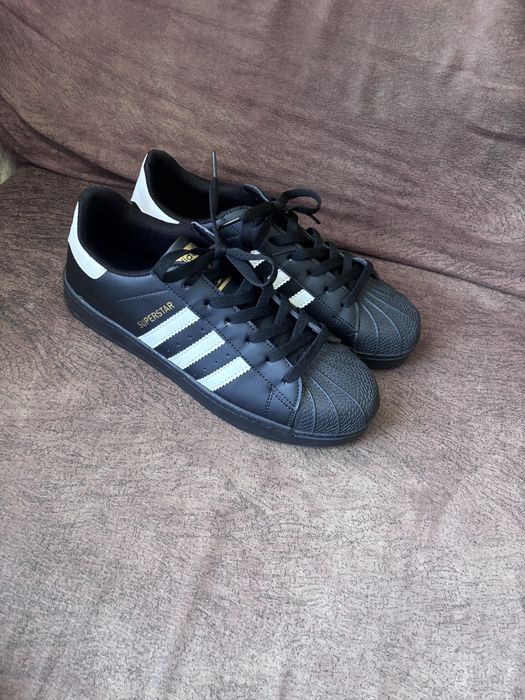 Adidas superstar