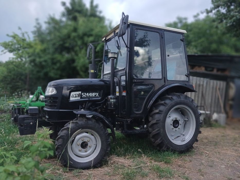 Продам мінітрактор ДТЗ 5244hpx з кабіною
