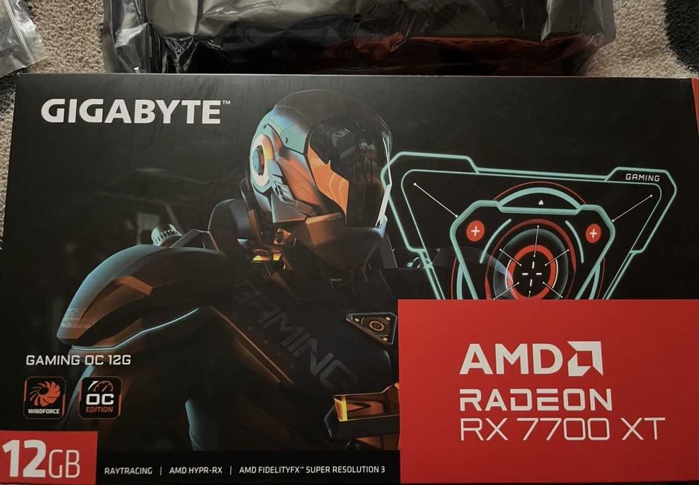 Продам Gigabyte Radeon RX 7700 XT Gaming OC 12GB