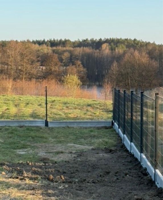 Działka z widokiem na jezioro