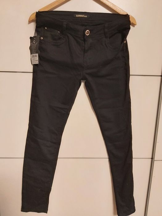 Spodnie jeansowe black