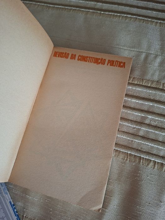 Livro raro de Francisco Sá Carneiro