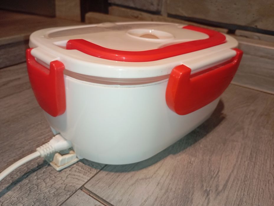 Elektryczny lunch box. Podgrzewacz do żywności 40W BEPER biały,czerwon
