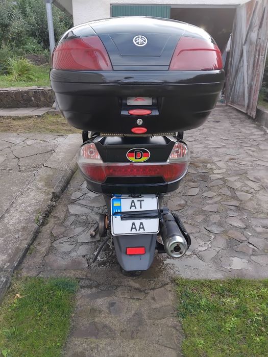 Продам Максі Скутер 4Т 260см чорного колір.