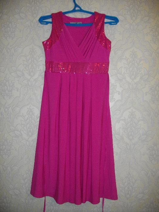 Сукня вечірня з паєтками