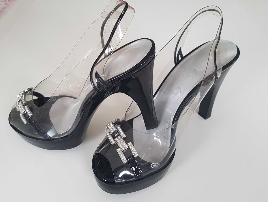 Buty damskie marki francuskiej