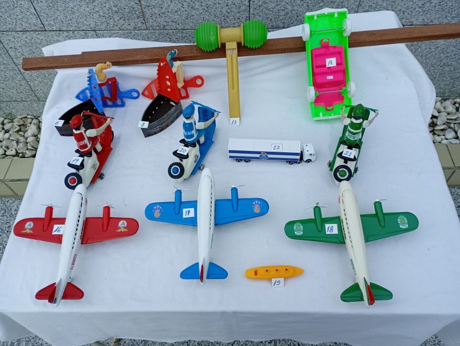 Brinquedos (Jato)+(Pepe)+(Moura)+(Osul)+(Caty) +etc.