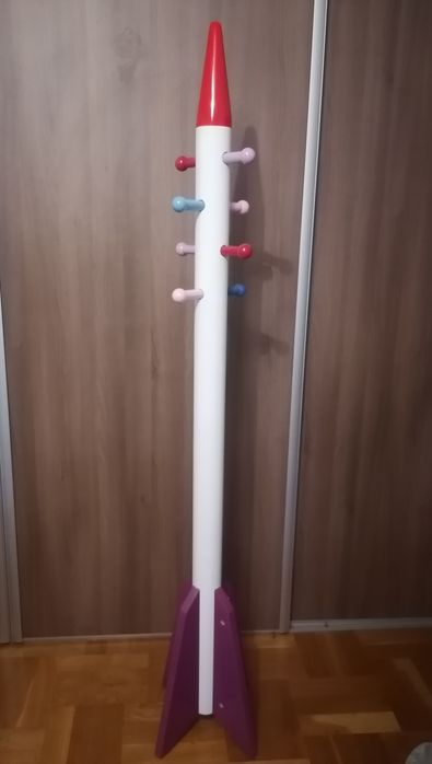 Komplet mebli do pokoju dziewczynki
