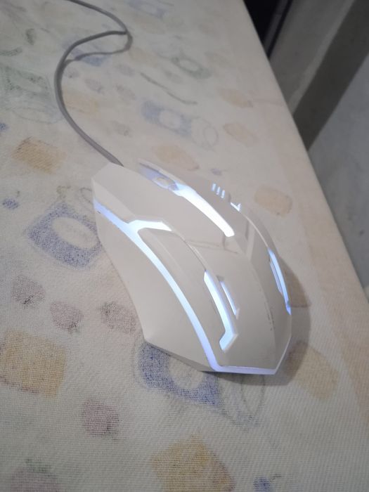 Mouse Branco RGB