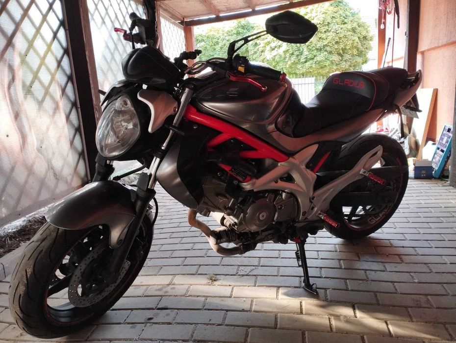 suzuki gladius 2011
