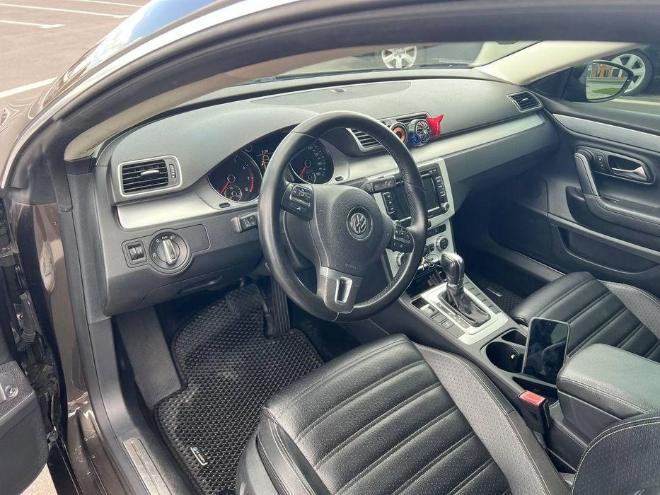 Volkswagen Passat CC / Passat