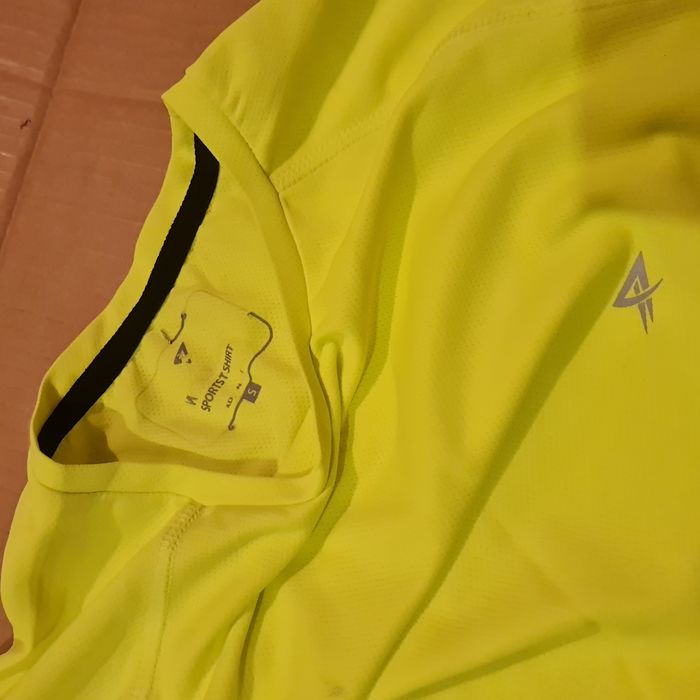 Koszulka sportowa szybkoschnąca do biegania itp