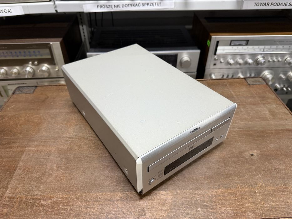 ‼️ Yamaha DVD-E810– Odtwarzacz CD Hi-Fi z Serii PianoCraft, Przetwornikiem DAC i Kompaktową Konstrukcją | Audio Room