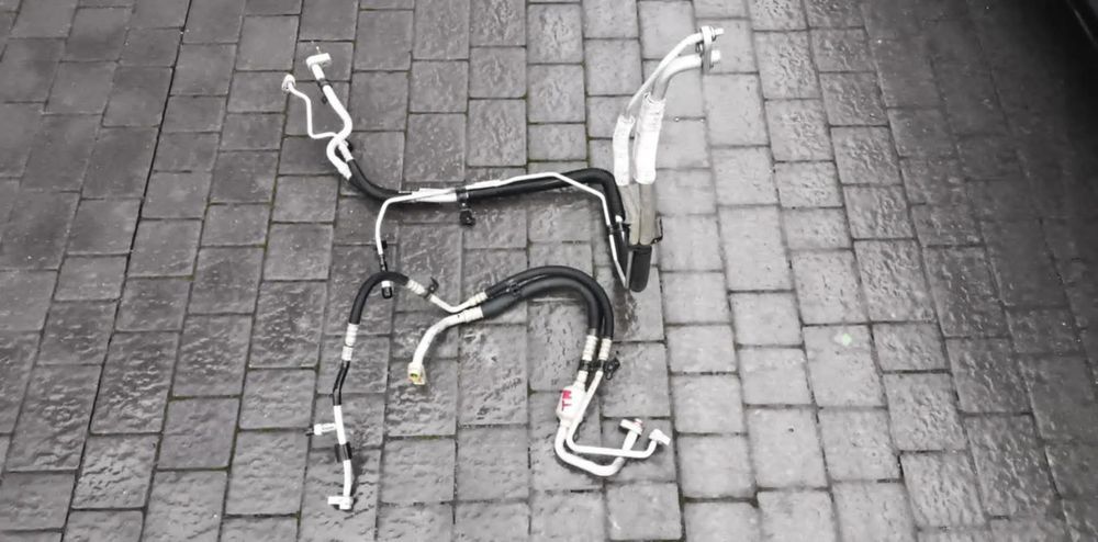 Rurki węże przewody klimy klimatyzacji Ford Transit Mk8 2.0 TDCI 2019-> napęd tył parownik chłodnica chłodnice