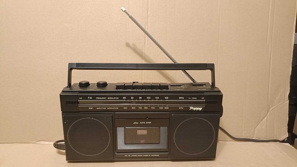 POPPY RR 501 radiomagnetofon przenośny