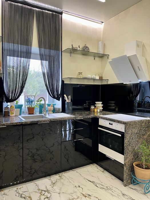 Прода дом у реки в Киевском районе на Большой Даниловке