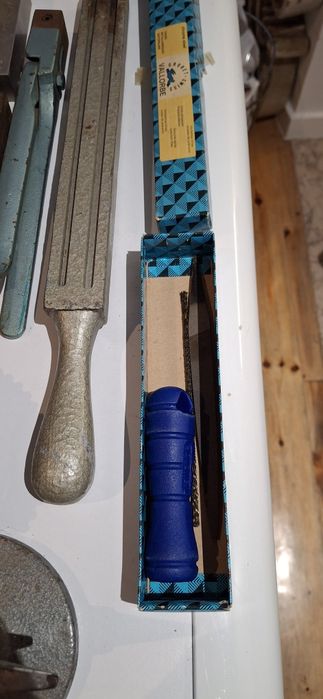 Fieiras, cadinho para fundir , tenaz, suporte