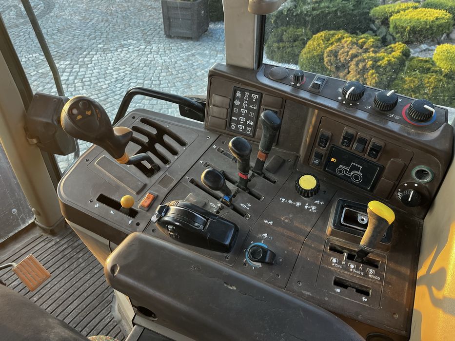 John Deere 6620