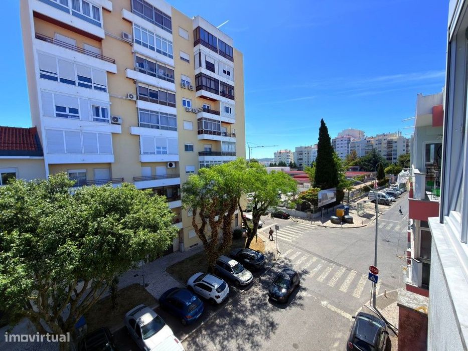 Apartamento T2, Reboleira, Amadora