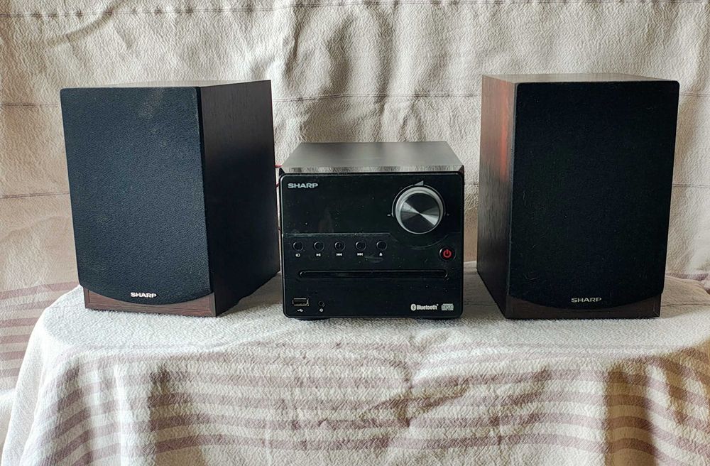 Wieża stereo SHARP