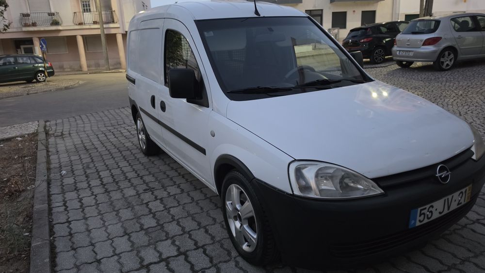 Opel combo  Ano 2010