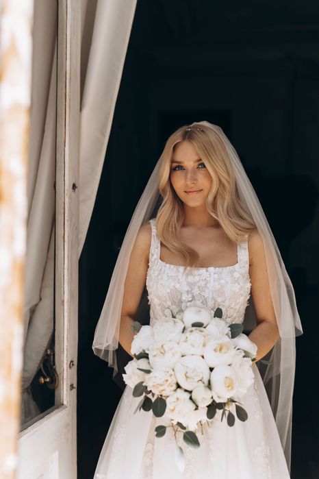 Весільна сукня б/у