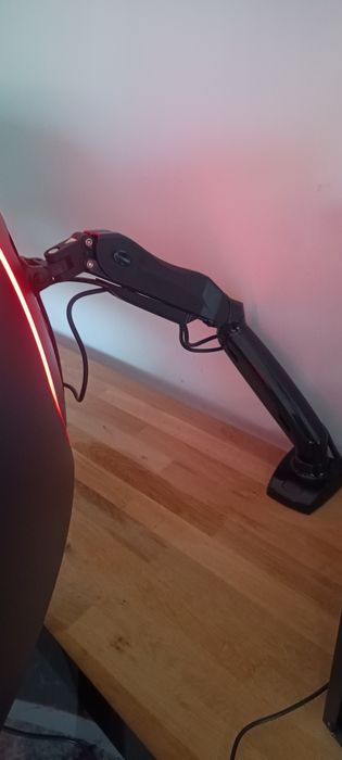 Rx 6800xt Ryzen 5 5600x LG ultragear OLED 240hz wym