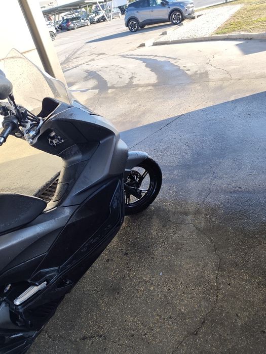 PCX 2014.o motor foi feito e revisado recentemente.
