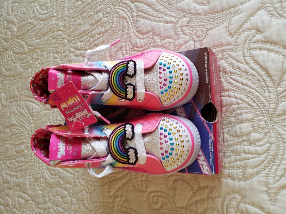 Ténis SKECHERS NOVOS lindíssimos