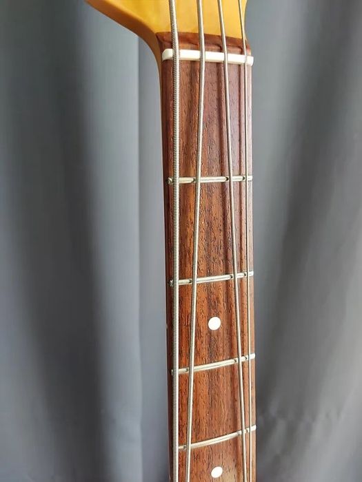 Fender Precision Bass ’70 (PB70) - Made in Japan