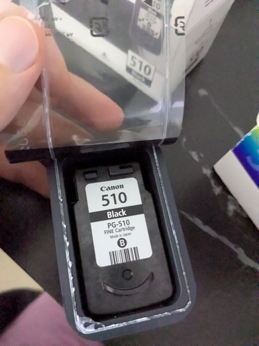 Картриджі чорний і кольоровий