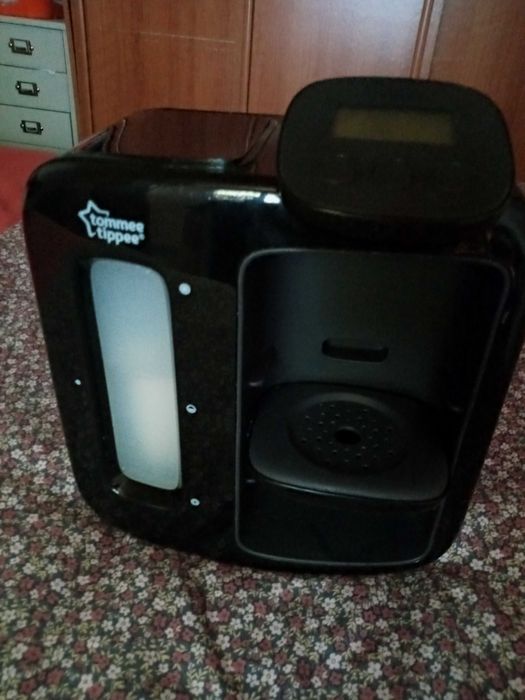 TOMMEE TIPPEE preparador de biberao como novo