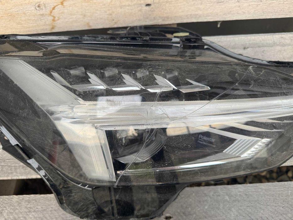 Фари на запчастини Polestar 2