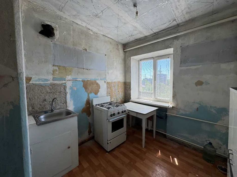 Продам 1-комнатную квартиру в самом центре Приднепровска. Улица Роторная, 21
