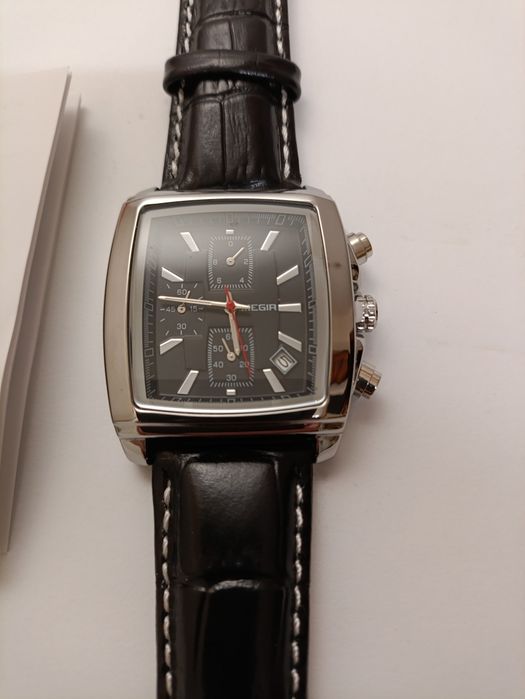 Годинник кварцовий НОВИЙ