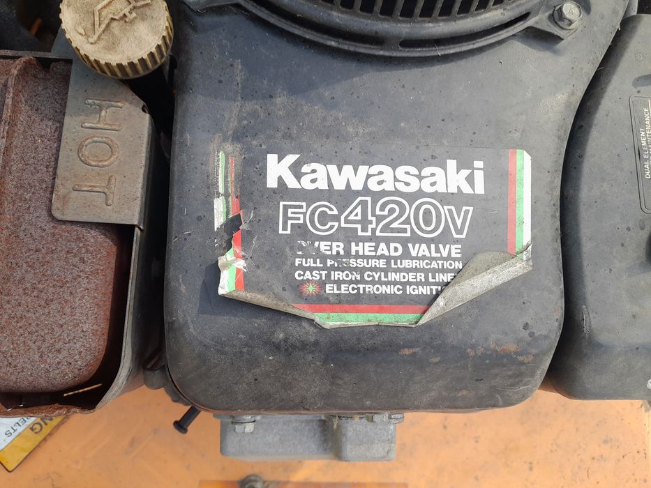 Kosiarka karczownica spalinowa scag sw 36