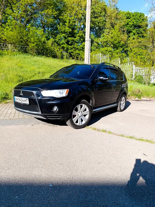 Продам/ обмін Mitsubishi Outlander XL