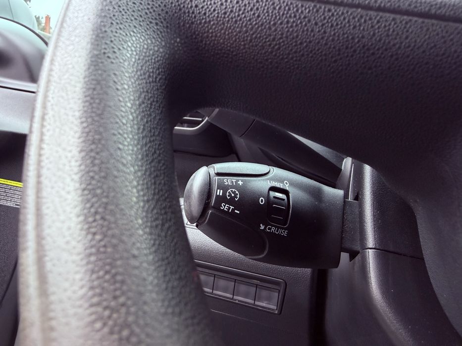 Citroen Berlingo - 2019 - 1.6 HDi - 3 Lugares - Peugeot Partner