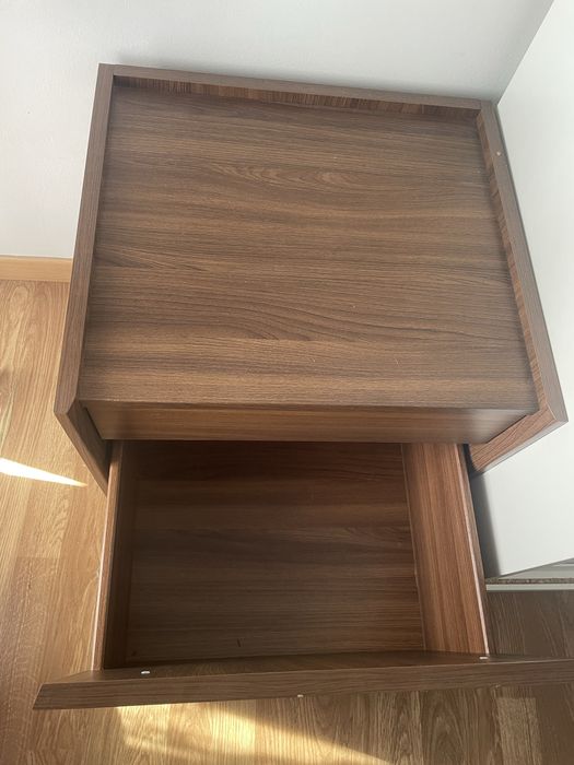 Mesa de cabeceira