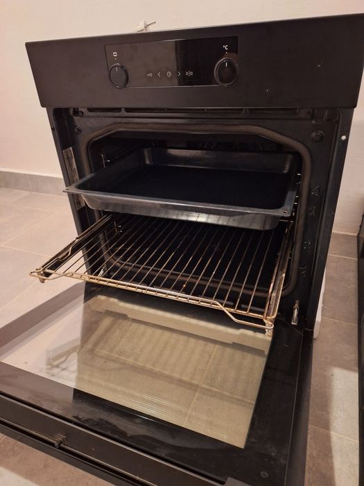 Piekarnik elektryczny do zabudowy