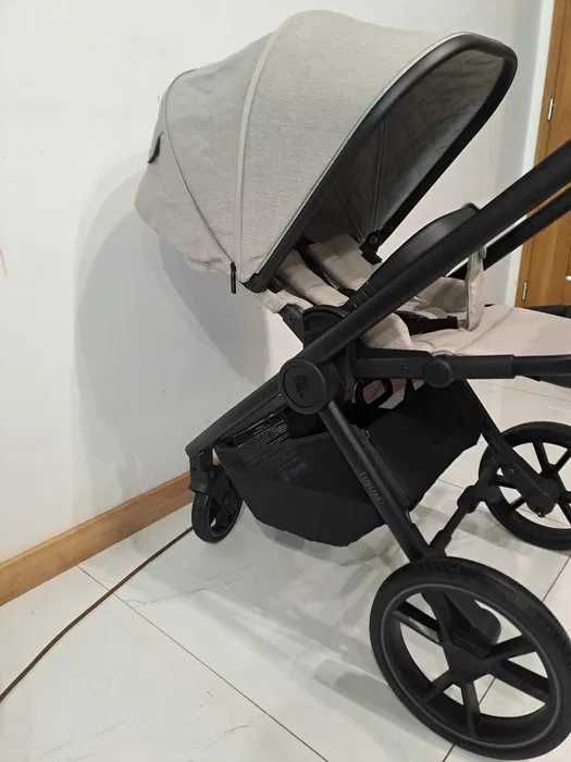 Venicci Tinum 2.0 Beżowy kompaktowy z baza isofix Avionaut /Cybex Wysyłam