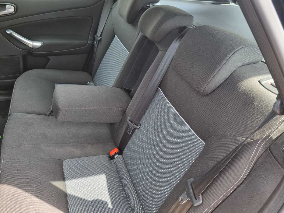 Sprzedam Forda Mondeo 2010r 1.8 tdci