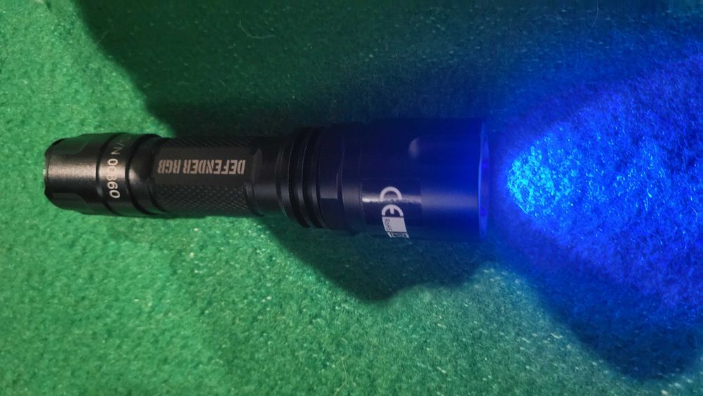 Latarka taktyczna MACTRONIC DEFENDER RGB 400lm