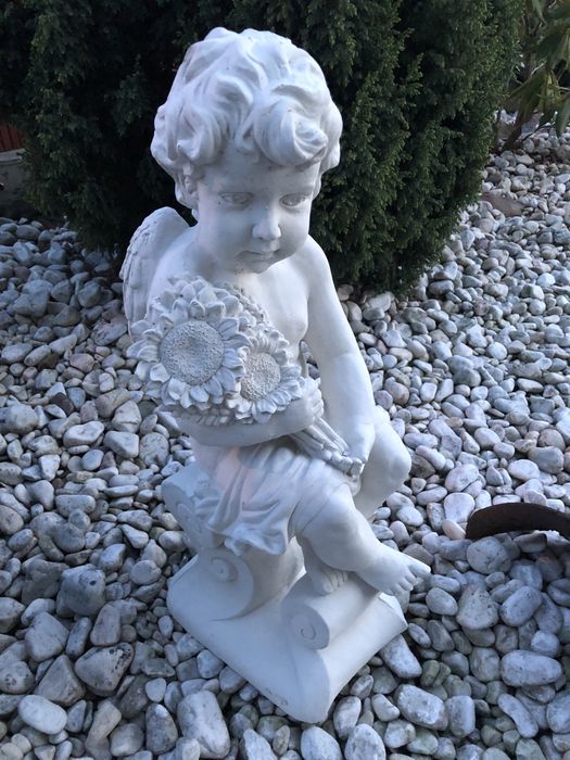 Figura ogrodowa aniołek 58cm